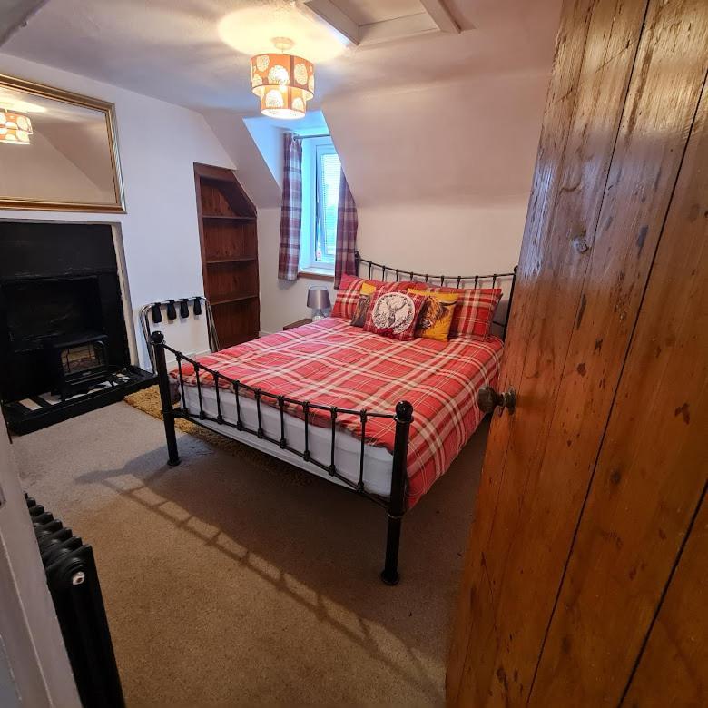Ness City Cottage - Attic Apartment Інвернесс Екстер'єр фото